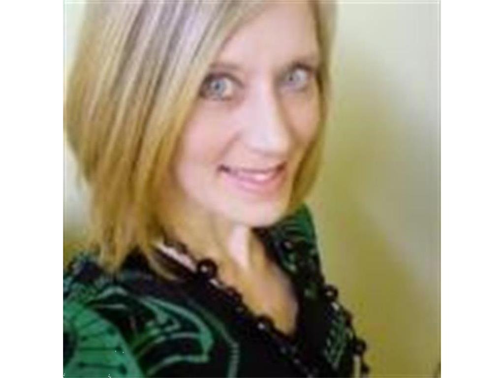 Avontuurtje op Zoek Naar een Avontuurlijke Date Gevraagd | Vrouw Zoekt Man