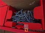 Rode kunststof gereedschapskist VIPA, 800 Kunstof ankers om 4TECK (5 x 40 mm) te slaan