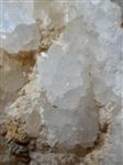 Grote decoratieve Bergkrstal geode - Hoogte: 10 cm - Breedte: 17 cm- 1.1 kg