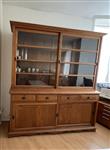 TE KOOP: tweedelige teakhouten kast - vitrinekast