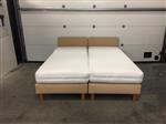(4) Set box spring bedden met gratis matrassen