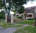 Gerenoveerd huis in groene omgeving (Allier, FR)