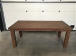 (122) Zware massieve tuintafel als nieuw