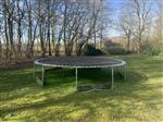 Trampoline