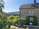 Bouillon: prachtige woning, zicht op kasteel.