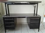bureau, met opzetstuk 