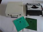 Typmachine Olympia Traveller de Lux