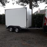 gesloten aanhangwagen