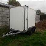 gesloten aanhangwagen met zijdeur 