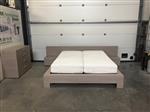 (106) Slaapkamer set met elektrische lattenbodem