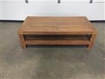 (65) Grote salontafel in teakhout