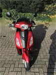 SCOOTMOBIEL GOMAX FAST KLEUR ROOD/ZWART