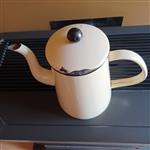 1 emaille koffiepot.