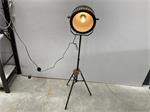 (193) NIEUWE zeer mooie retro staande lamp