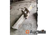 Hijskraan emmer breedte 1150 mm assen 35 mm