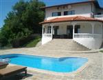 Rustig gelegen luxe villa nabij de Zwarte Zee
