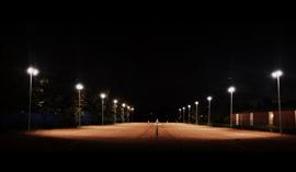 12 meter bovengronds stalen lantaarnpaal / lichtmast tbv LED verlichting sportvelden