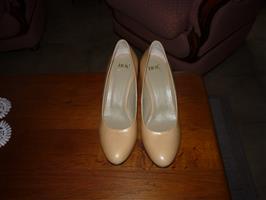 vrouwenschoenen maat 39