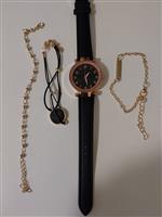 Horloge + 3 armbanden 