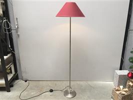 (295) Mooie staande lamp 160 cm hoog