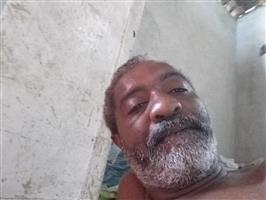 HOT MAN WOON IN RIO DE JANEIRO, BRAZILIE