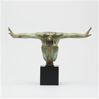 sculptuur, NO RESERVE PRICE - Bronze Sculpture of a Olympic Swimmer On a Base - Patinated - 27 cm - 