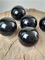 Diep zwarte Toermalijn bollen - trippel A kwaliteit - op een kunststof ring- 805 g - (5)