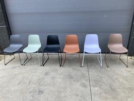 (19) Trendy stoelen in 6 kleuren mogelijk NIEUW !!