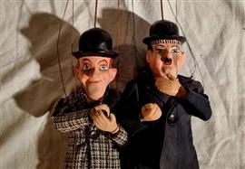 Marionet (12) - Teatro delle marionette, Burattini - Gips, Hout, IJzer (gesmeed), Satijn - 1930-1940