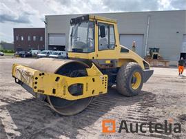 Compactor Bomag 213-D-4 2004