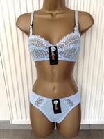 Zachtblauwe BH zonder Beugel met Slip - C en D