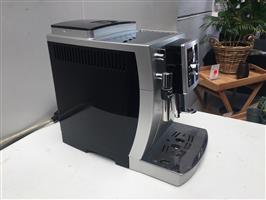 (155) Recente koffiemachine espresso Delonghi