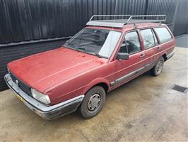  Volkswagen PASSAT VARIANT 53 KW schakel bj1987