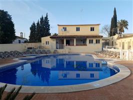 Vakantie woningen in Spanje Valencia aan zwembad