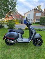 Vespa GTS 300 Super Sport HPE 2021