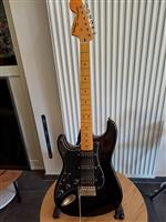 Te koop: elektrische gitaar (linkshandig)