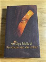 De vrouw van de imker