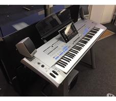 Yamaha Tyros 5 Arranger 