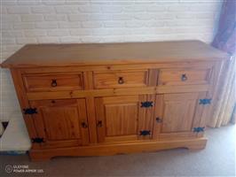 kast drie deuren en drie schuiven 