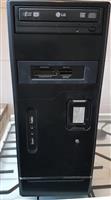3 x desktop pc, 1 x dual-core en 2x AMD