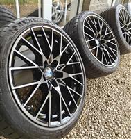 19 BMW M2 Velgen + Zomerbanden Michelin