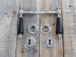 Set deurbeslag - nikkel - met zwarte porseleinen handgrepen