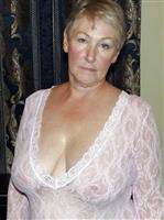 Oudere vrouw zoekt sexcontact