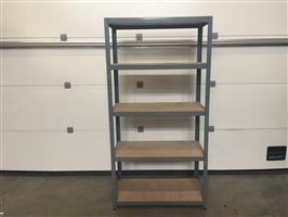 (101) Metalen rek met legplanken donkergrijs