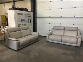 (74) Lederen salon met elektrische relaxen