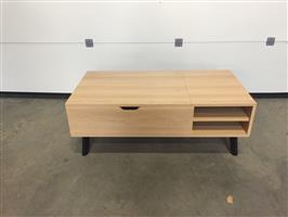 (71) Salontafel - tafel nieuw uit toonzaal