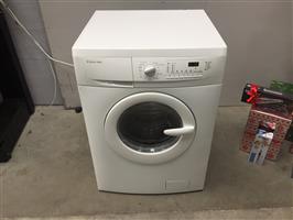(33) Wasmachine Electrolux 1600 tr