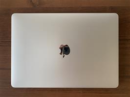 MacBook Air (Retina, 13 inch)