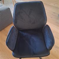 2 mooie blauwe draaifauteuils