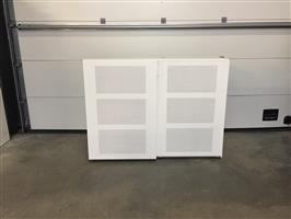 (108) Prachtige metalen schuifdeurkasten